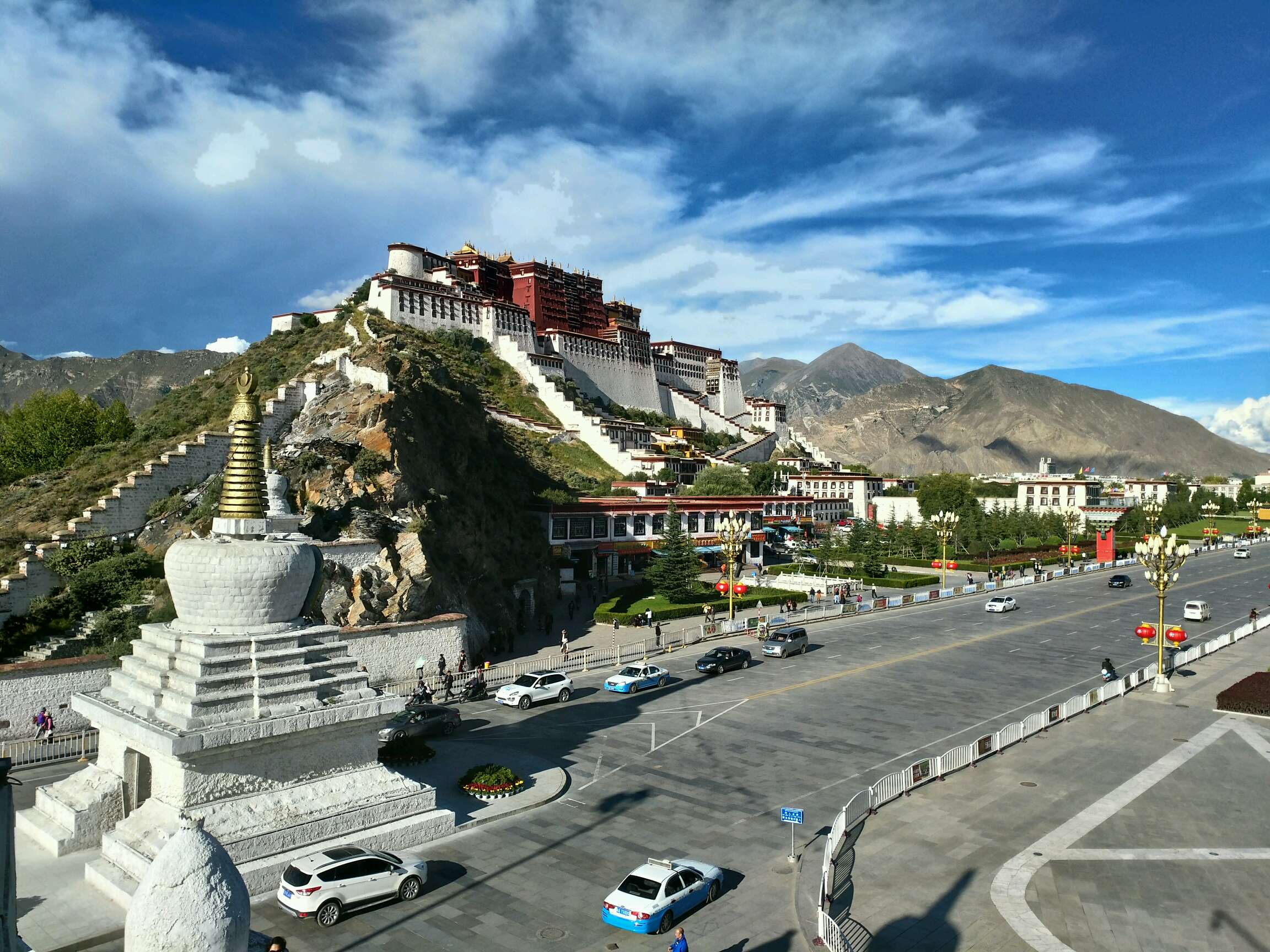 舞台上的西藏风情独白